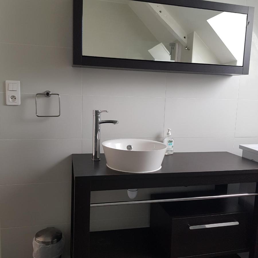 Vains Maison Tombelaine מראה חיצוני תמונה